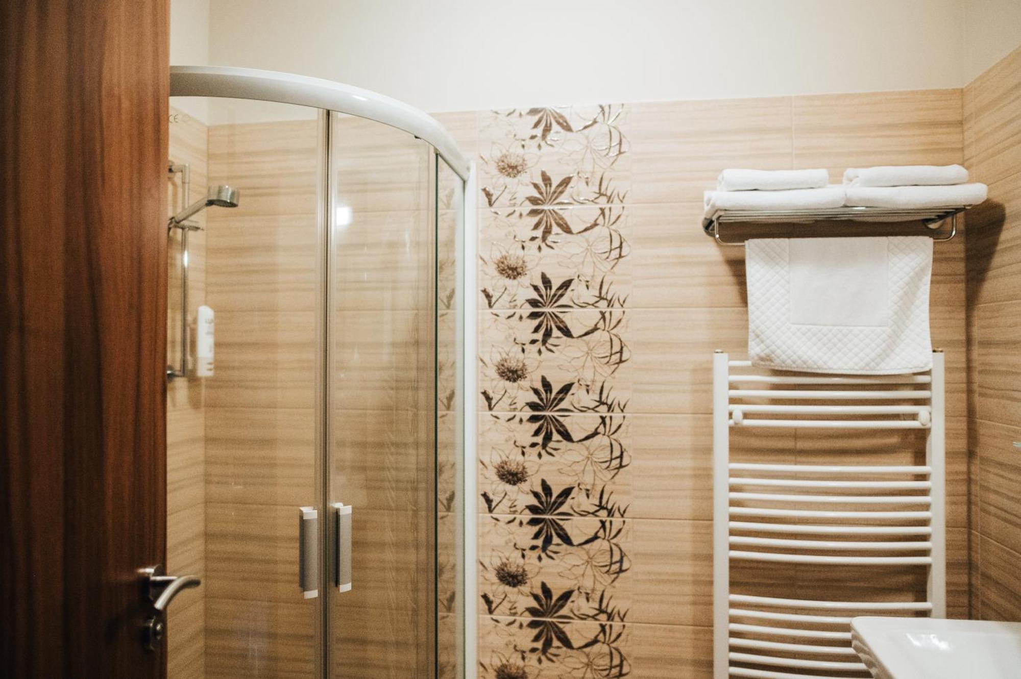 Hotel Elegance Šumperk Zewnętrze zdjęcie